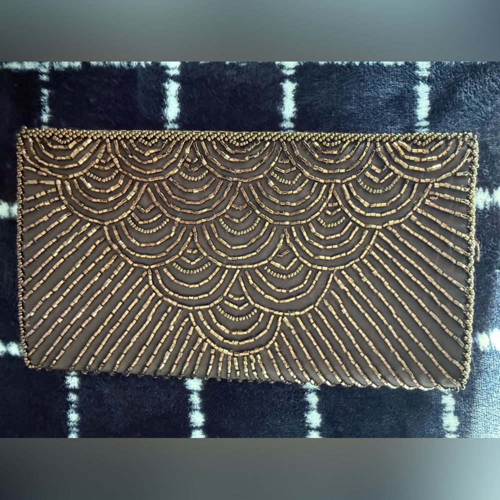 Beautiful Vintage Chocolate Brown Beaded Clutch ❤️